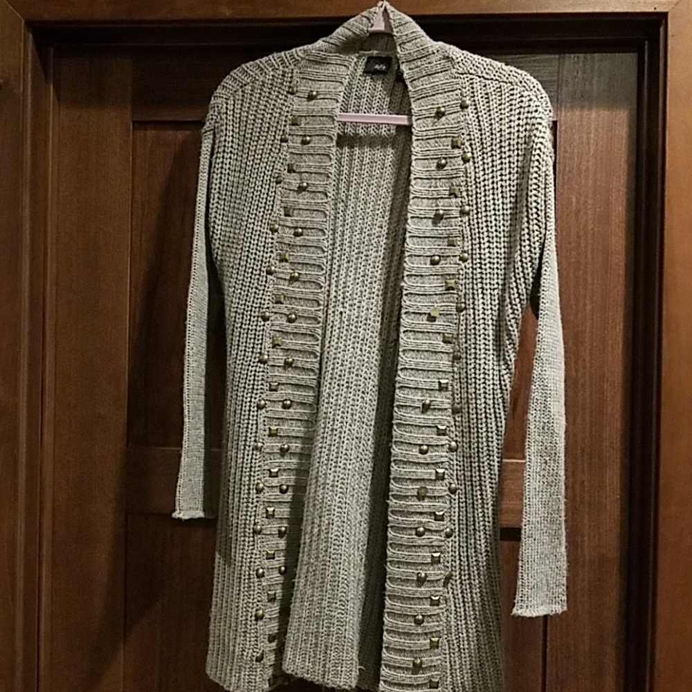 Grey sweater with gold detail size small - Picture 1 of 4
